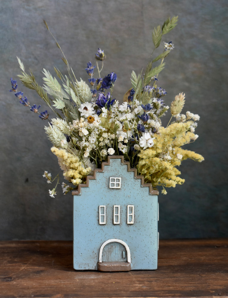
                  
                    Load image into Gallery viewer, Everlasting Dutch House Arrangement Kit
                  
                