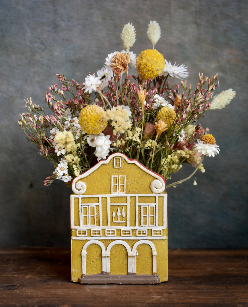 
                  
                    Load image into Gallery viewer, Everlasting Dutch House Arrangement Kit
                  
                