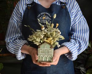 
                  
                    Load image into Gallery viewer, Everlasting Dutch House Arrangement Kit
                  
                