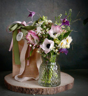 
                  
                    Load image into Gallery viewer, Mini Spring vase ~ Mothers Day idea
                  
                